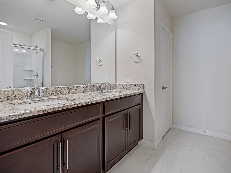 9927 Bates St — Photo 12