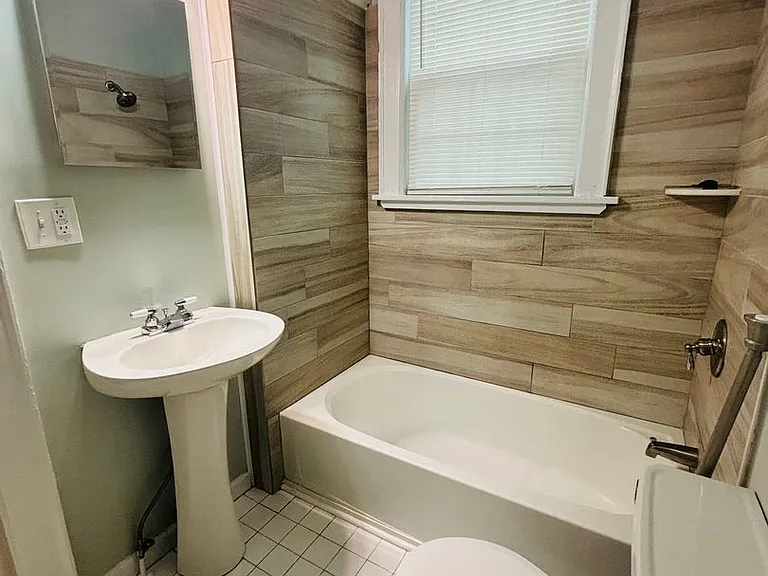 807 Cedar Ter — Photo 14