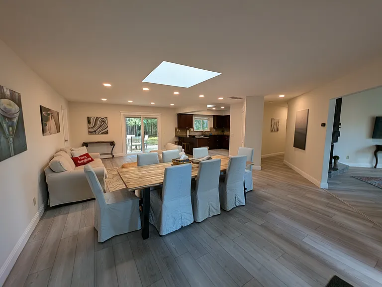 4059 Crest Rd — Photo 12