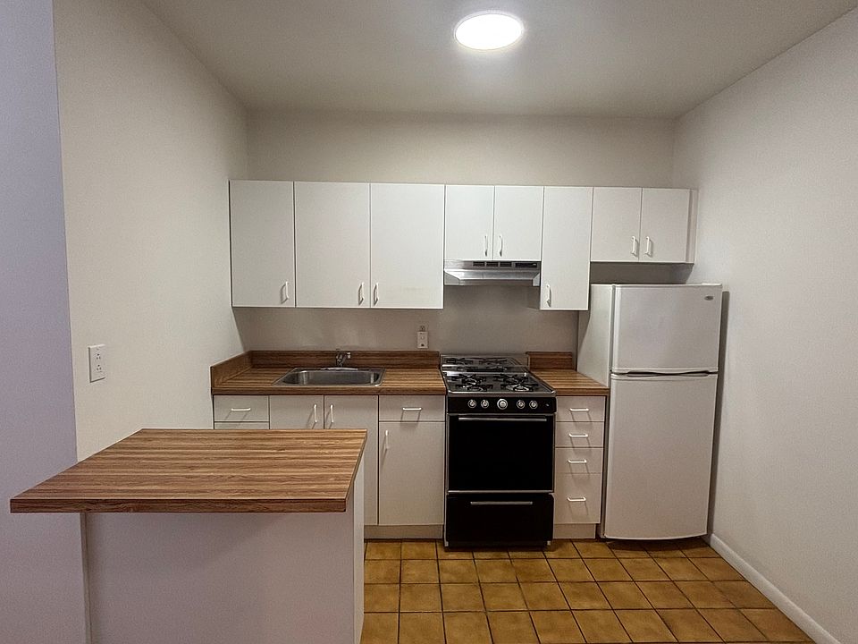 1st image of 23-26 Steinway St #D