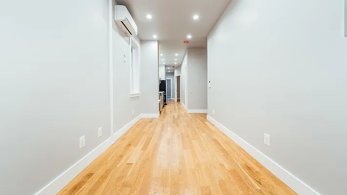 Rented by Nooklyn NYC LLC | media 17