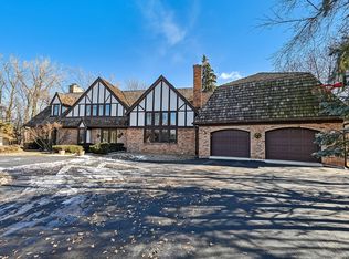 803 Merry Ln, Oak Brook, IL 60523
