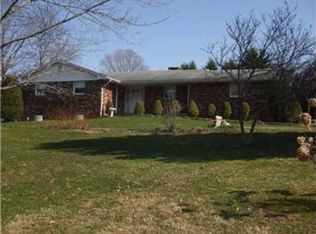 394 Kemp Rd, New Alexandria, PA 15670