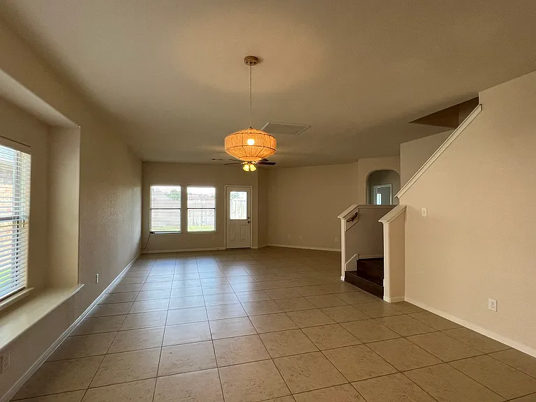 25411 Lisburn Dr — Photo 11