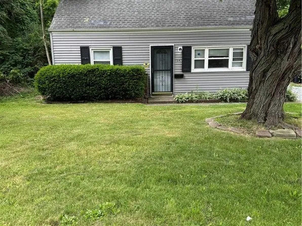 1114 S Hawkins Ave, Akron, OH 44320
