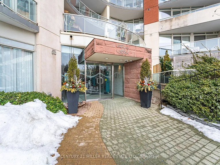 550 Queens Quay W #318 — Photo 3