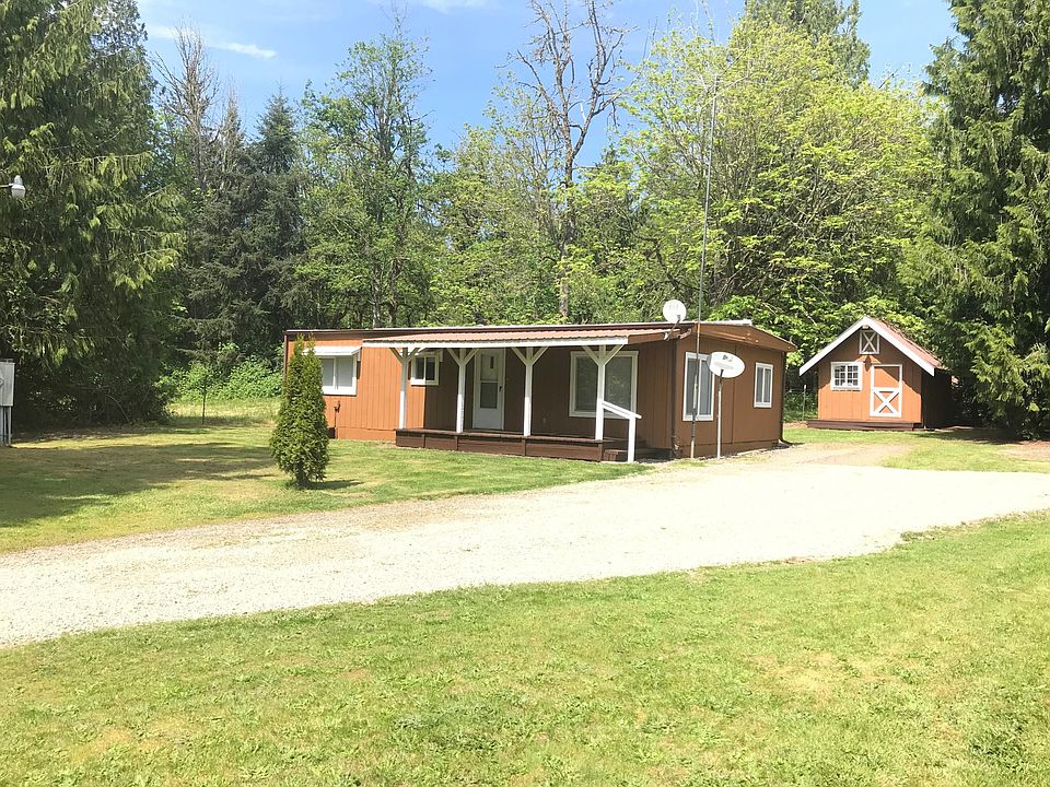 Country setting with lots of room