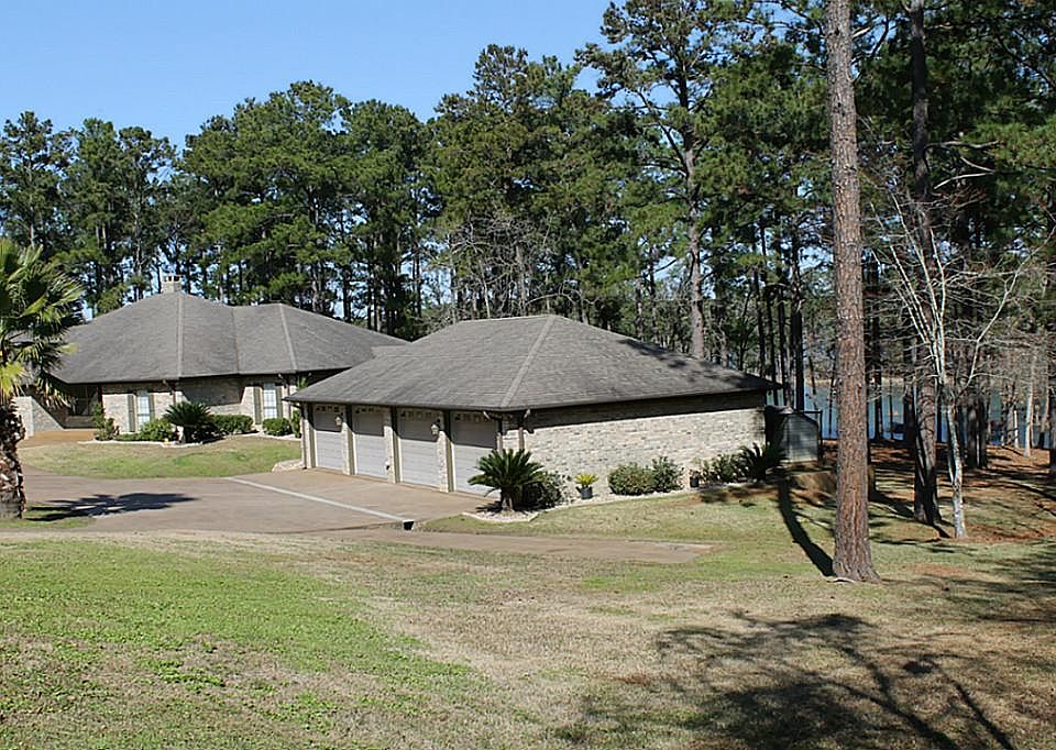 1st image of 1053 Lakeshore Dr