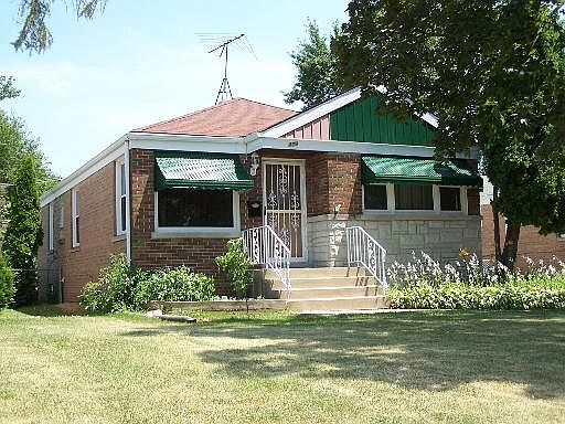 1st image of 429 Buckthorn Ln