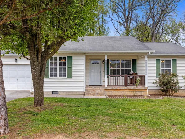 110 Christopher Dr, Chickamauga, GA 30707