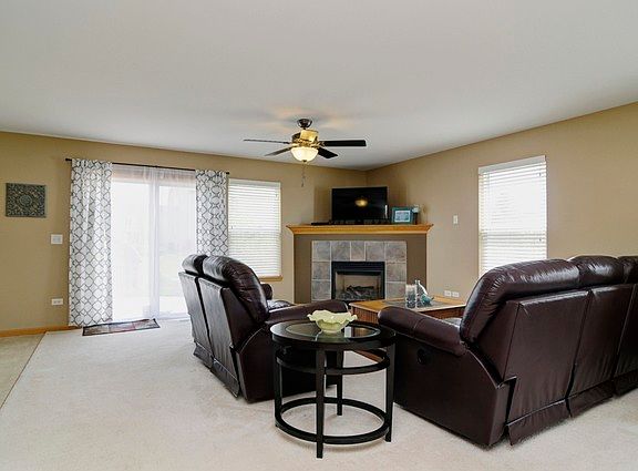 4th image of 1149 Swan Dr