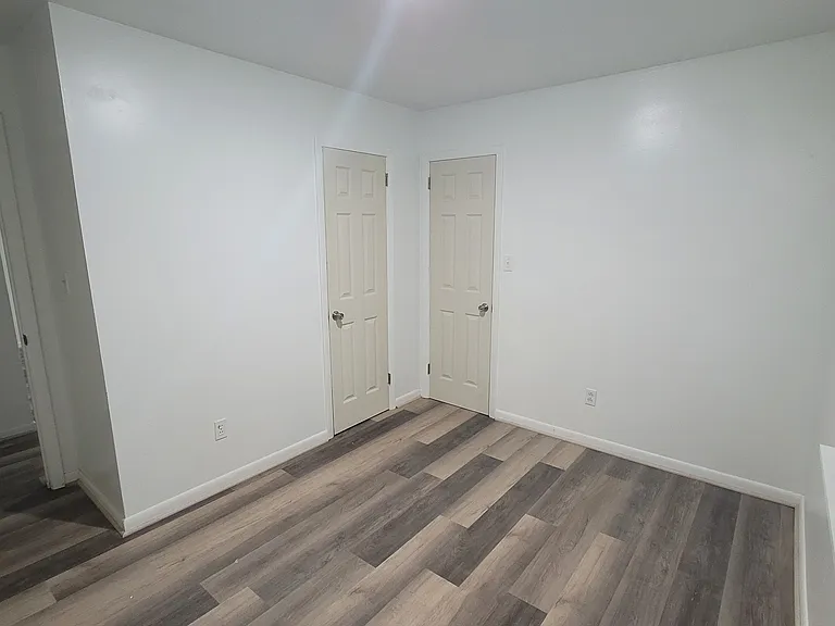 8505 Orcutt Ave — Photo 9