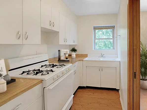 Linden Hills | 2715 & 2719, 2715-2719 W 43rd St #103, Minneapolis, MN 55409