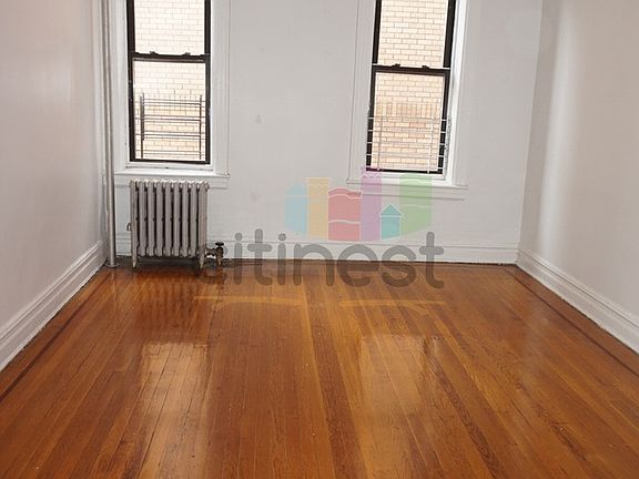 2nd image of 601 40th St #2FRT