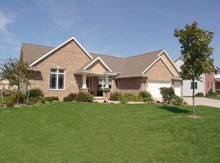 3119 Warm Springs Dr, Green Bay, WI 54311