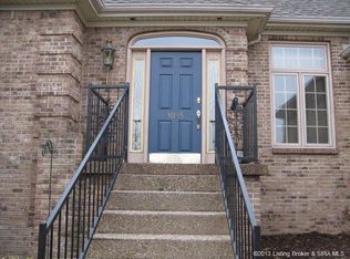 3045 Cobblers Crossing Rd, New Albany, IN 47150