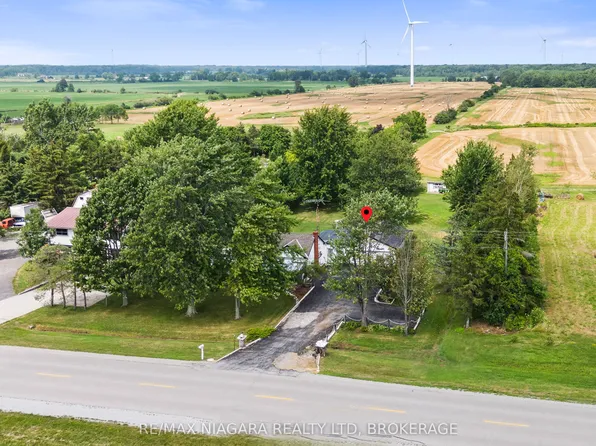 2249 N Shore Dr, Sherbrooke, ON N0A 1K0