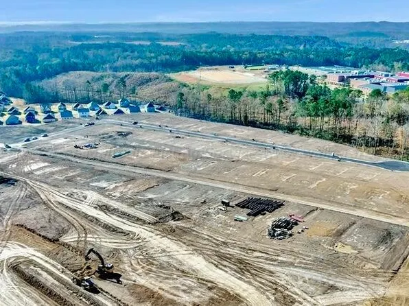 Viking Dr, Jasper, AL 35501