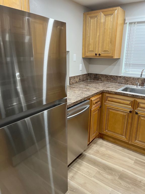 320 SE 11th Ave APT 111, photo 2