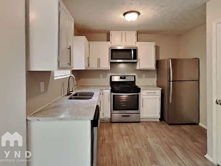 5531 Downs Way — Photo 6
