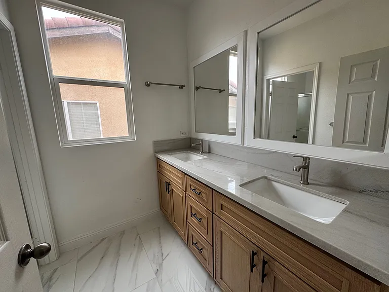 1062 Mount Dana Dr — Photo 9