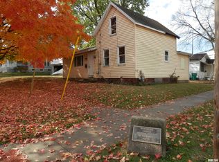 290 N Seminary St, Galesburg, IL 61401