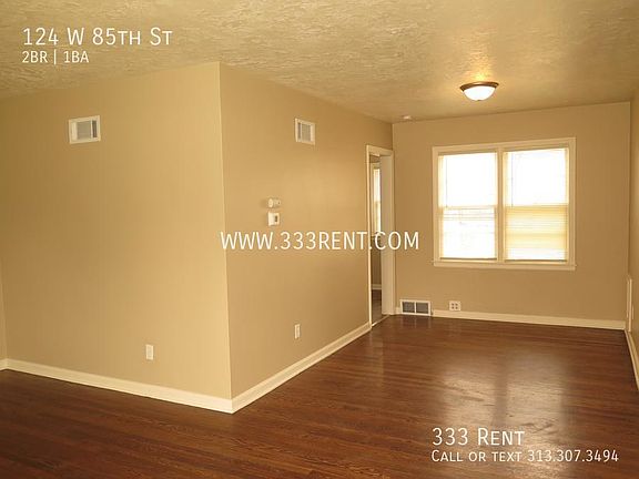3rd image of 124 W 85th St