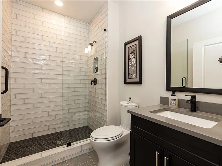 2722 Thornewilde Way — Photo 14