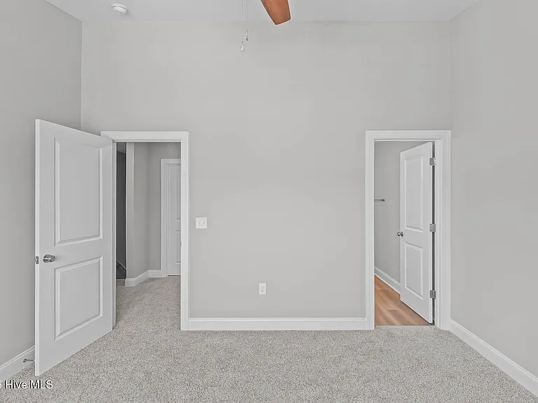 327 Starfish Ln — Photo 41