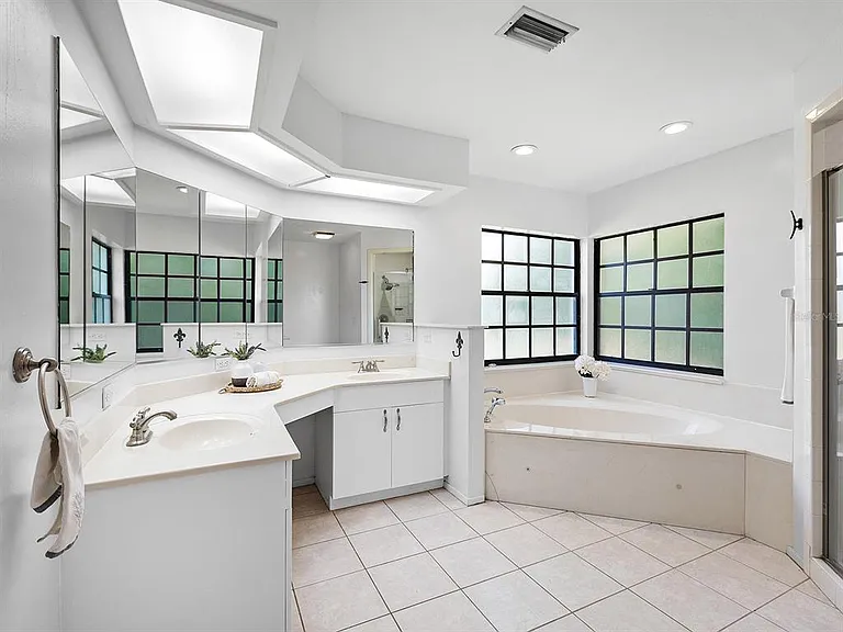 1756 Cottonwood Trl — Photo 17