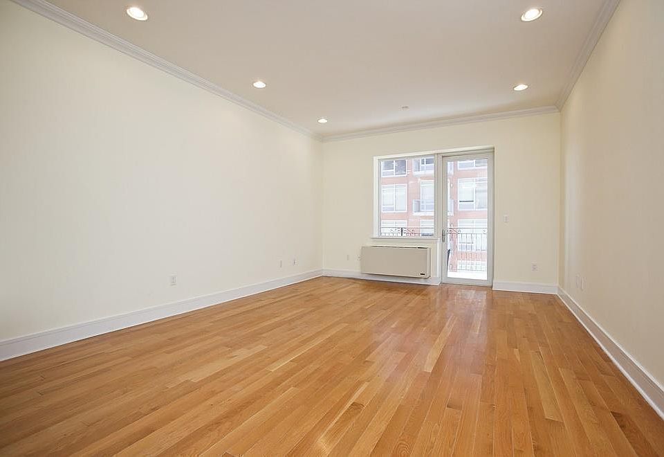 1st image of 4126 27th St APT 5D