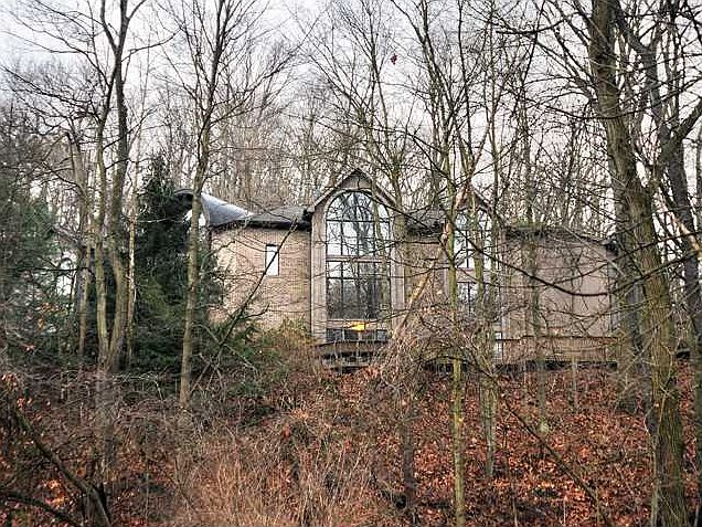 1st image of 500 Deerbrooke Ln