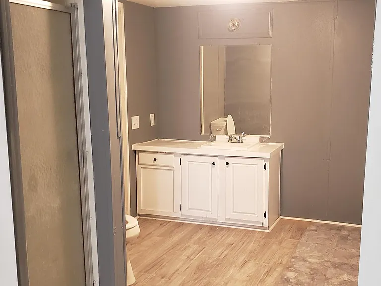315 The Oil Rd — Photo 17