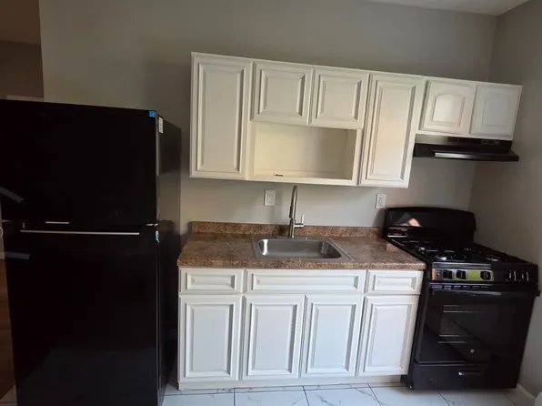 632 Martin Luther King Blvd #26, Newark, NJ 07102