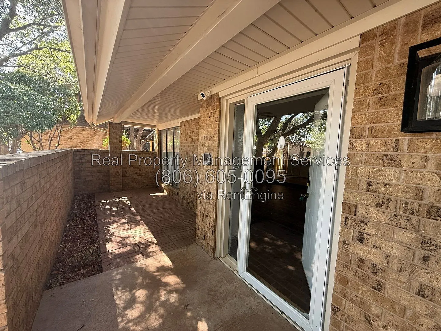 2 bed, 2.0 bath, 1481 sqft, $1,400 — Photo 2