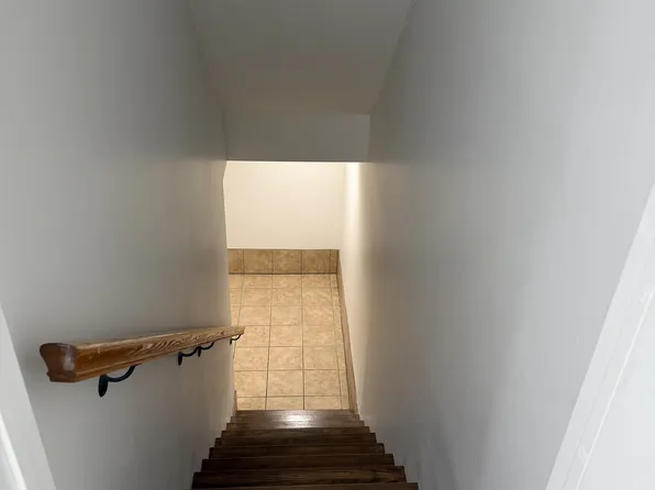 130 E Northwest Hwy APT D, Des Plaines, IL 60016
