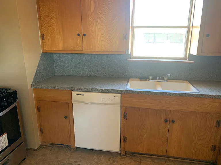 2414 Park Blvd — Photo 6