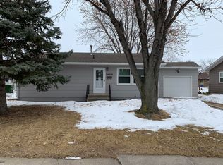 1620 Beach Ave SE, Huron, SD 57350