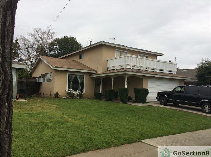 2nd image of 209 Wyandotte Dr