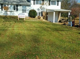 4852 Woodhurst Dr, Youngstown, OH