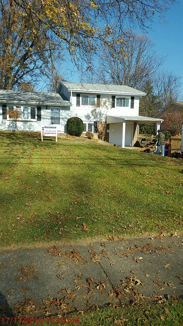 4852 Woodhurst Dr photo 1
