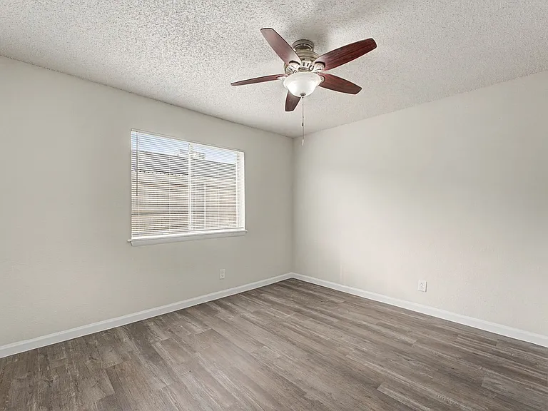 6551 E 31st St #15 — Photo 15