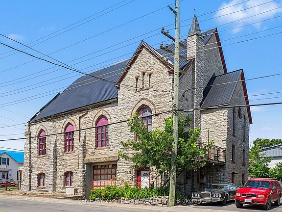 2nd image of 38 Main St E
