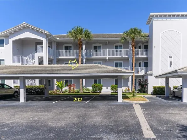 7835 Regal Heron Cir APT 202, Naples, FL 34104