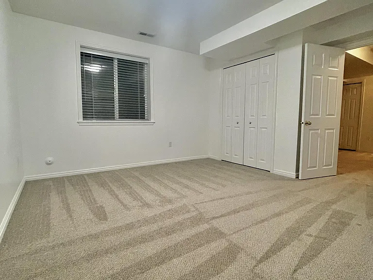 1201 E Parkstone Dr — Photo 25