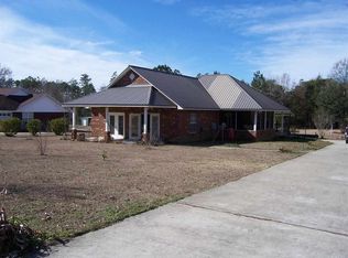 5901 Barrineau Ln, Molino, FL 32577