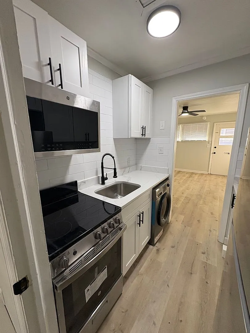 Chestnut Apartments — Photo 4