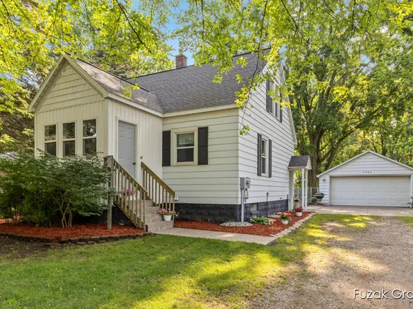 6556 96th Street Ave, Zeeland, MI 49464