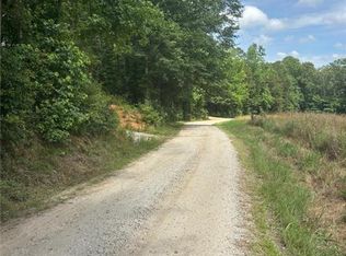 885 Christmas Tree Rd, Homer, GA 30547