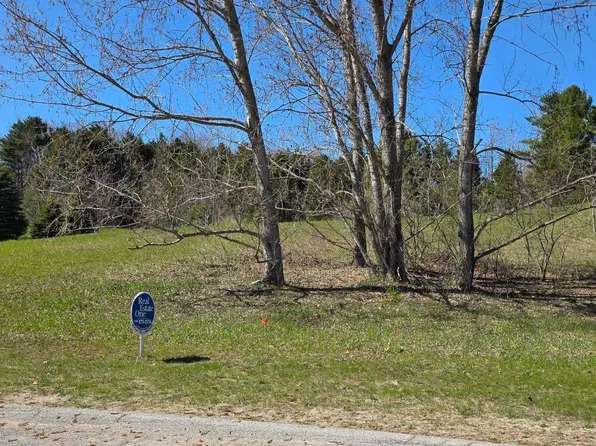 LOT 18 S Walden Ct, Suttons Bay, MI 49682